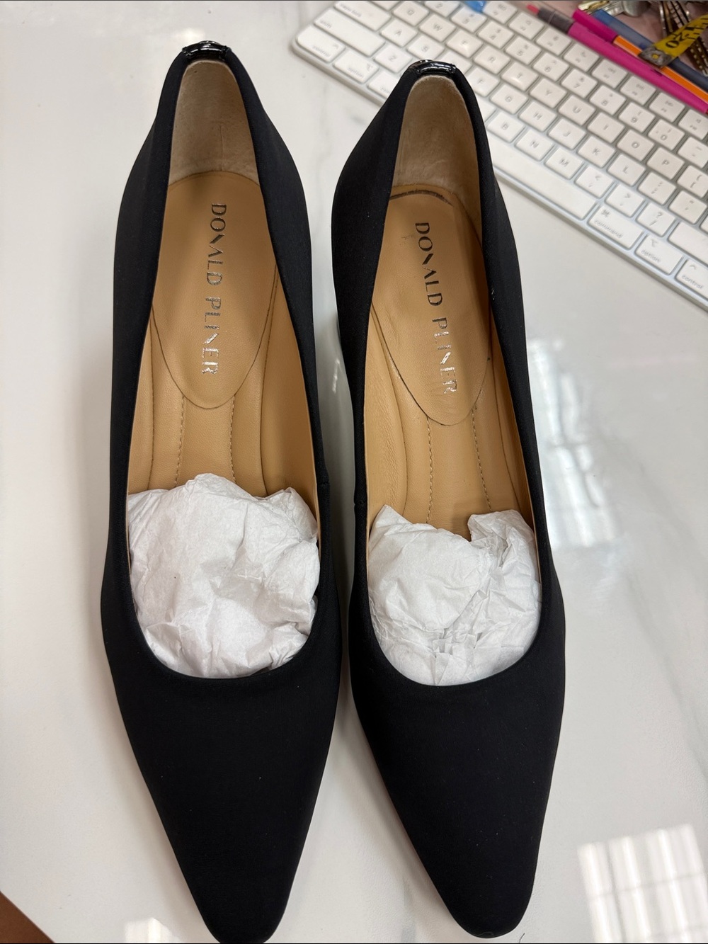 Donald J. Pliner Black Pointed-Toe Pumps NWT